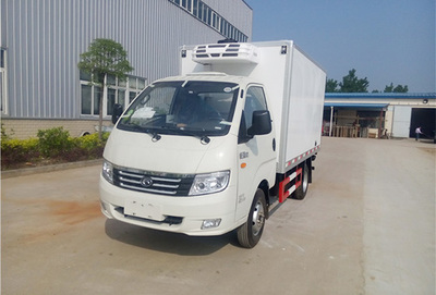 6噸冷凍車與帶臥鋪冷鏈車市場(chǎng)價(jià)格解析及環(huán)保趨勢(shì)